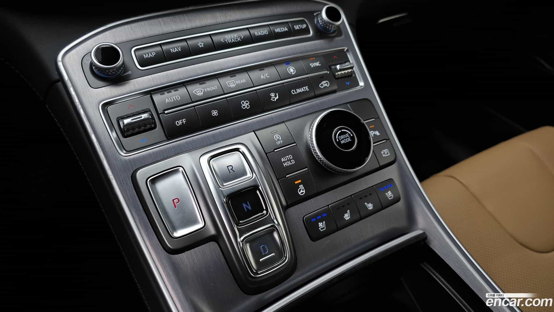 Santafe Hyundai 2023.10-INNER-009