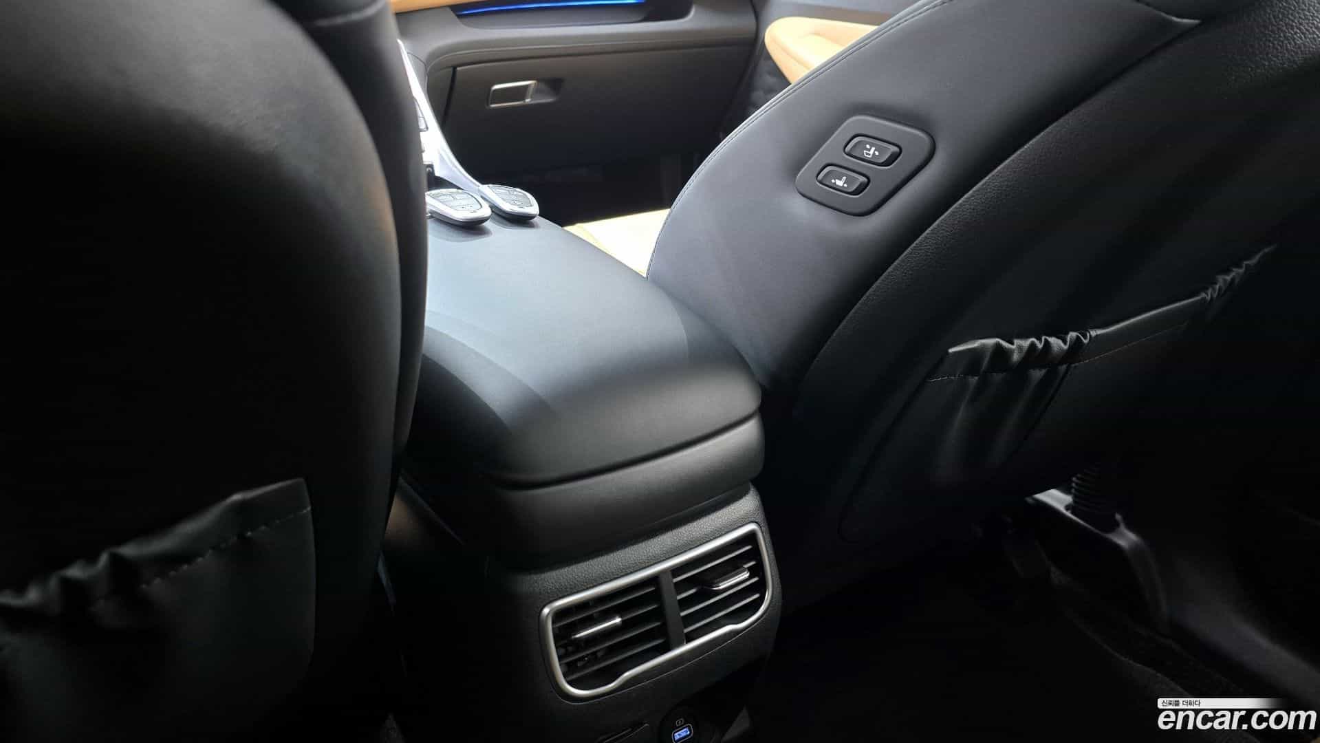 Santafe Hyundai 2023.10-OPTION-022