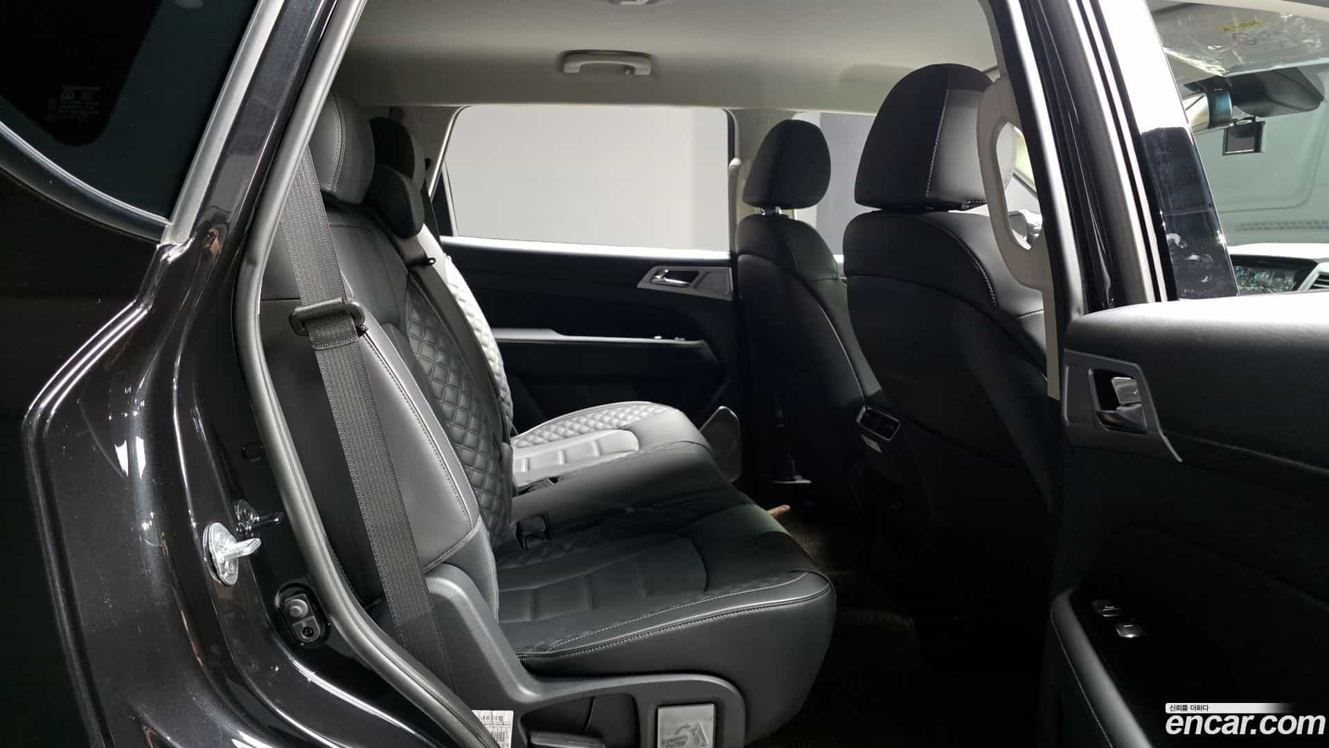 Rexton KG Mobility 2023.1-OPTION-016