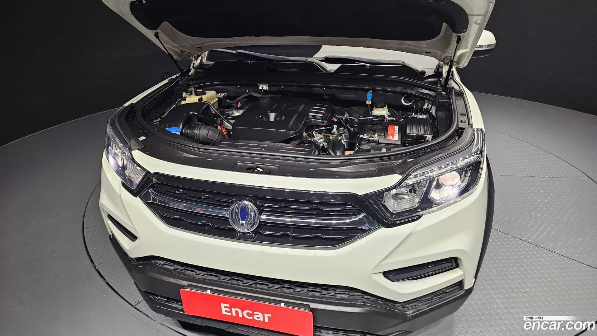 Rexton KG Mobility 2019.11-INNER-006