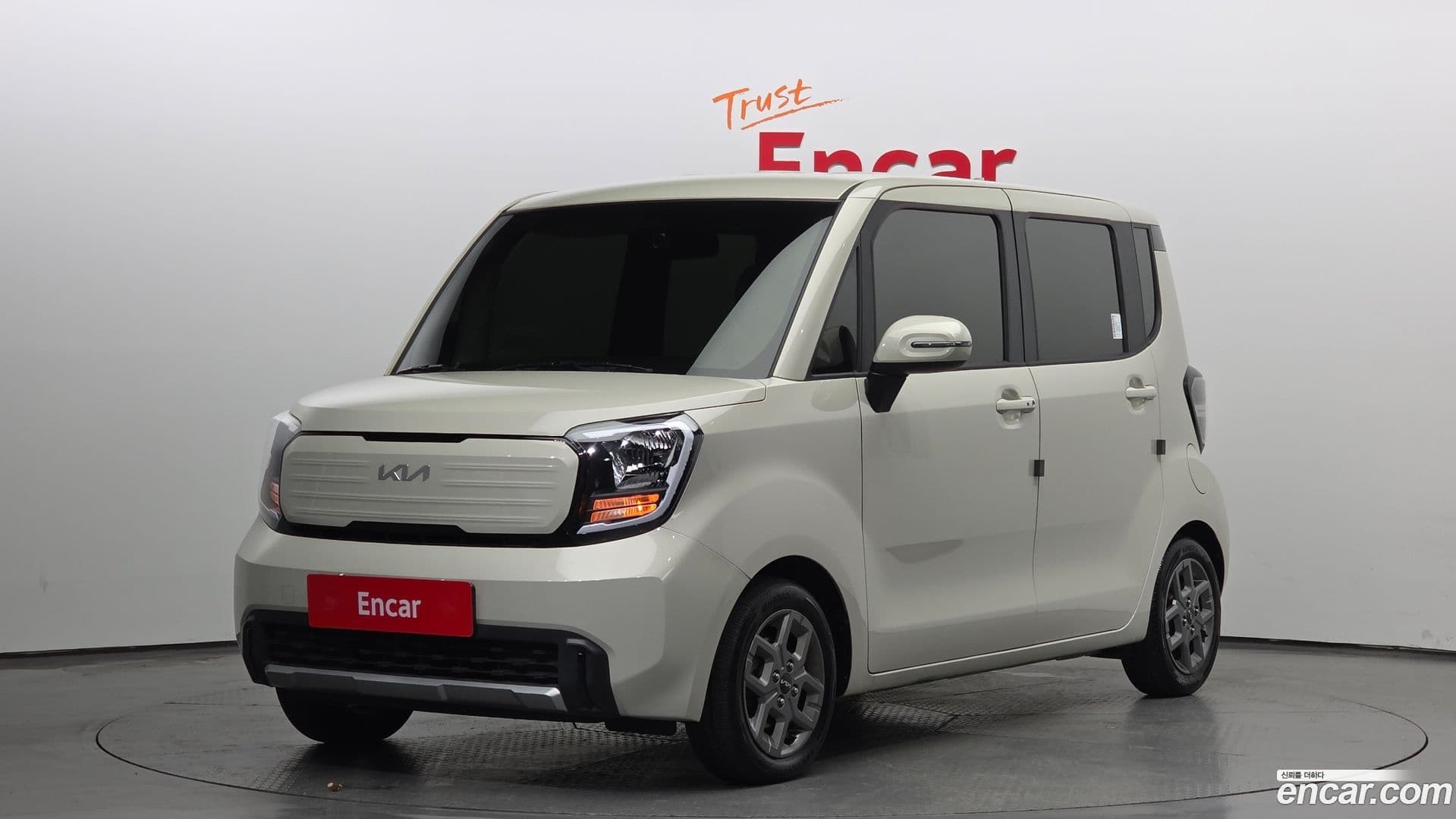 Main__Slider__Photo:RAY Kia 2023.1-0