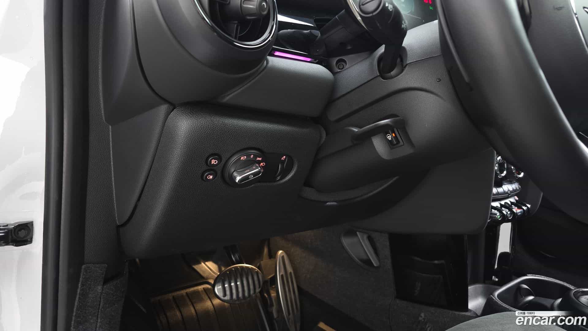 Cooper Mini 2024.2-OPTION-017