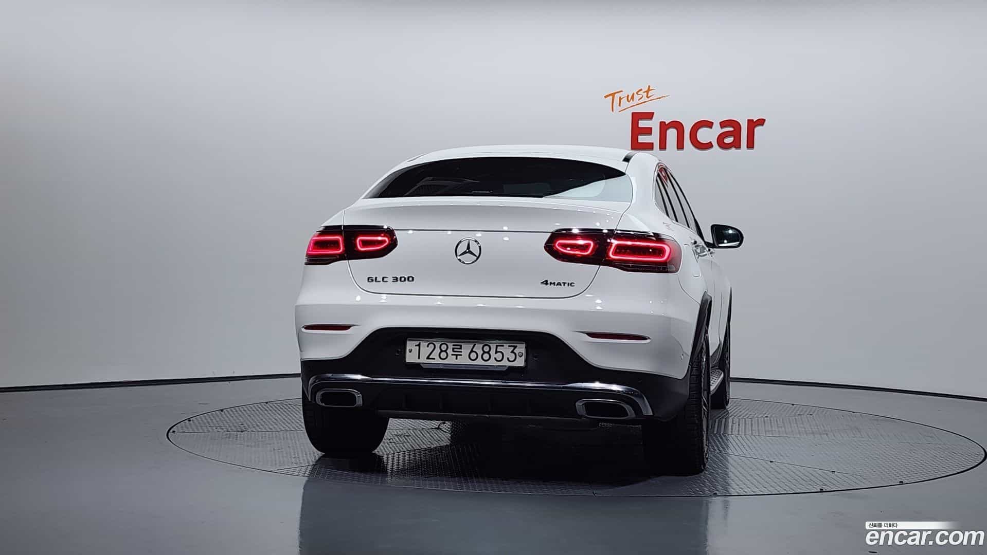 GLC-Class Mercedes-Benz 2020.1-OUTER-004
