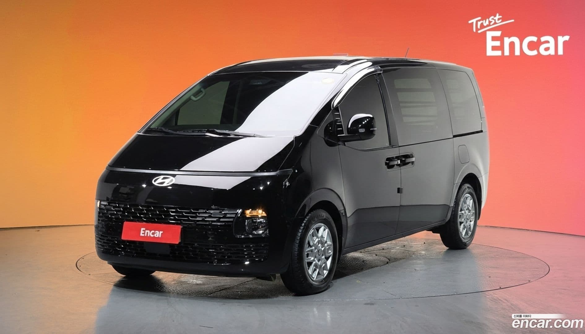 Main__Slider__Photo:Staria Hyundai 2025.0-0