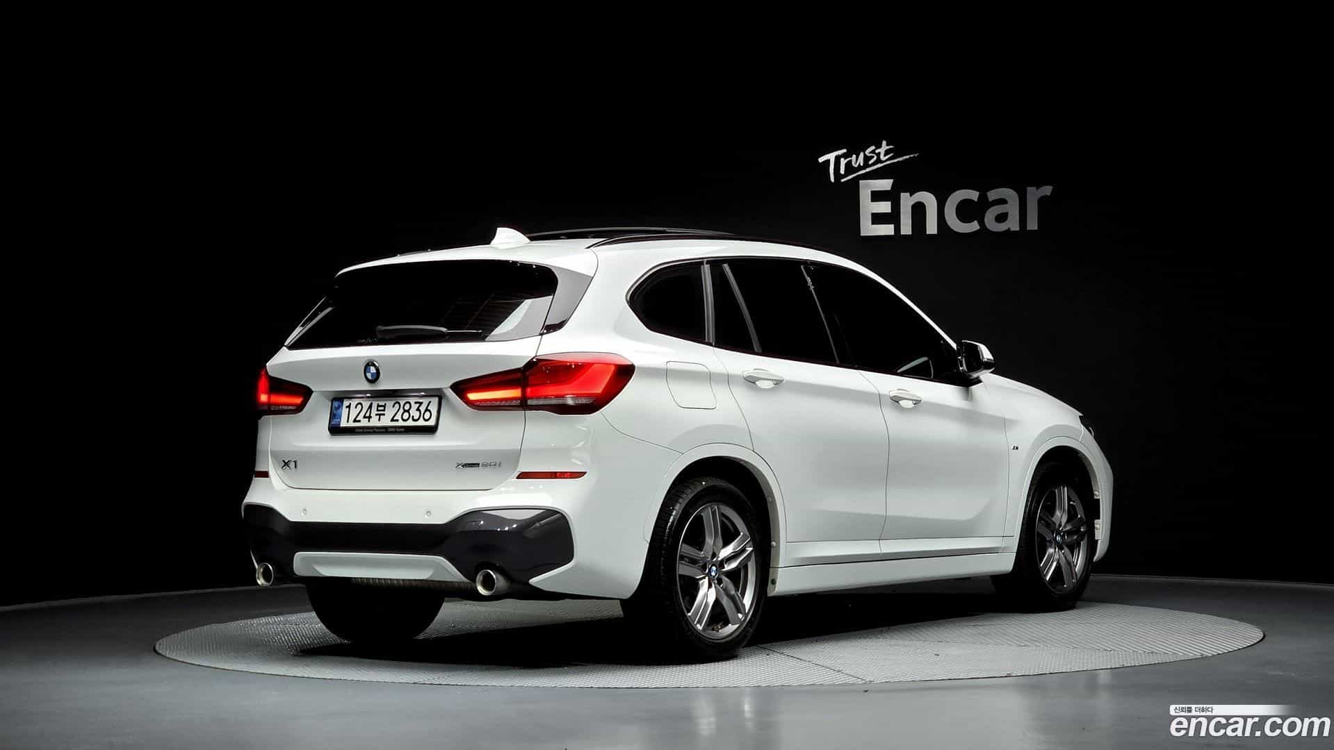 X1 BMW 2022.4-OUTER-002