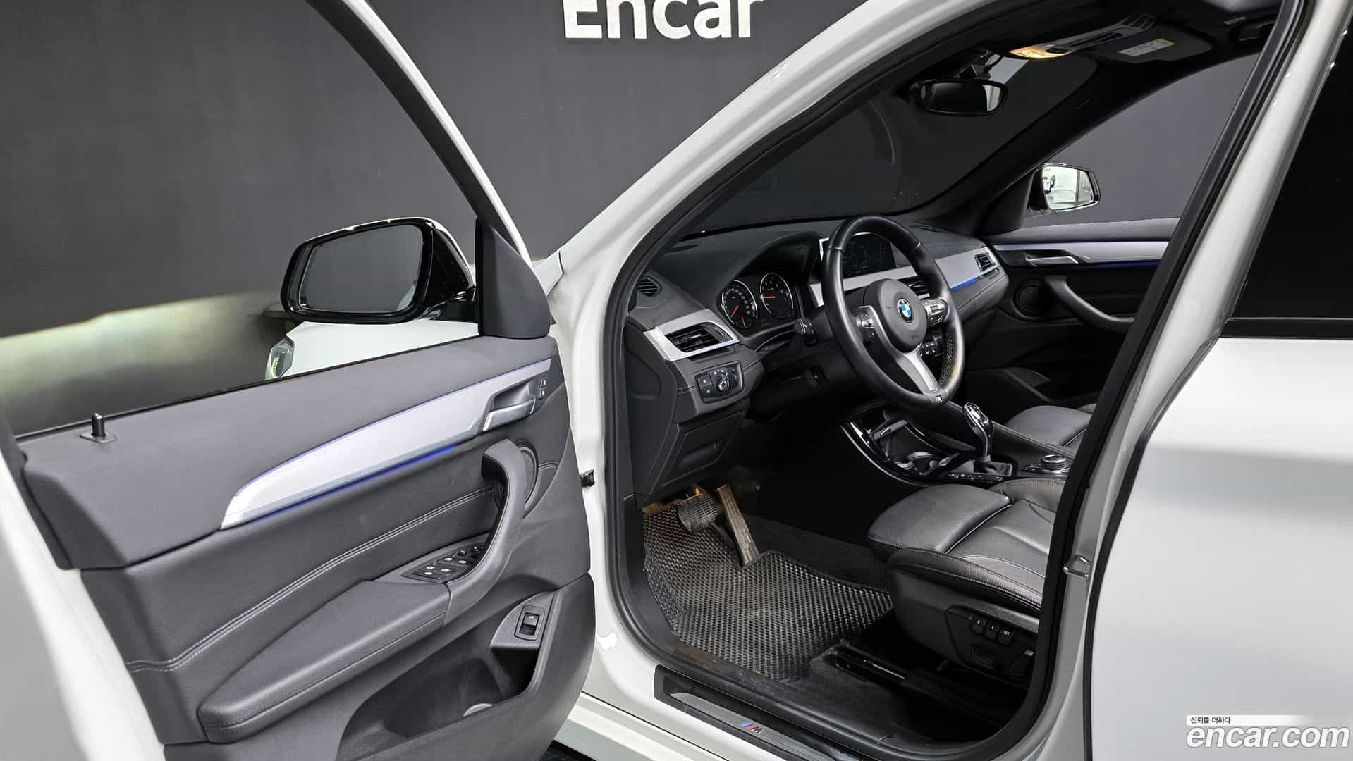 X1 BMW 2022.4-INNER-010
