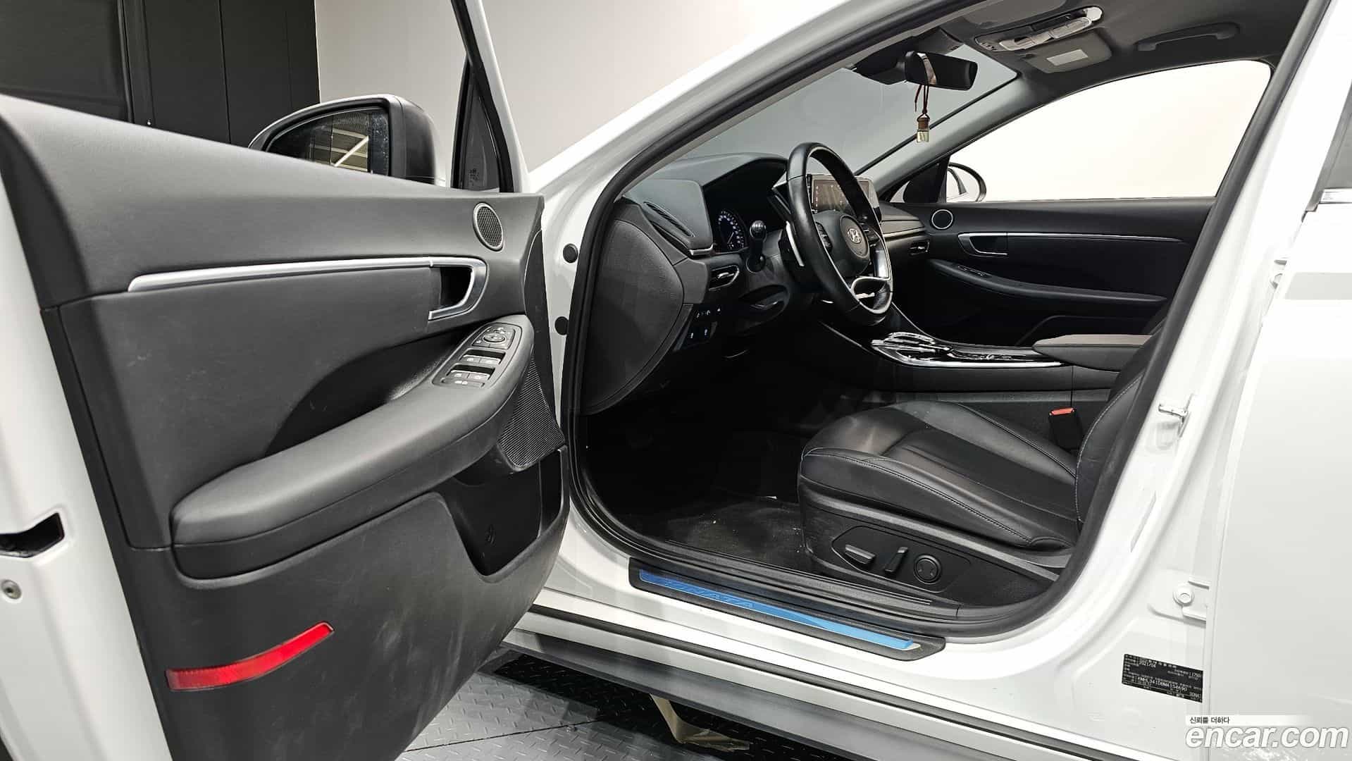 Sonata Hyundai 2021.3-INNER-010