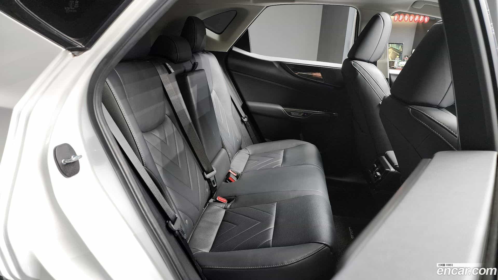 NX Lexus 2022.5-OPTION-016