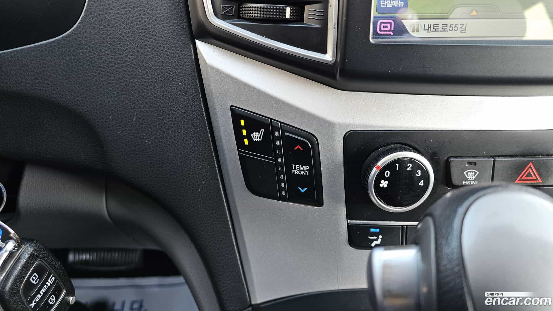 Starex Hyundai 2017.6-OPTION-023