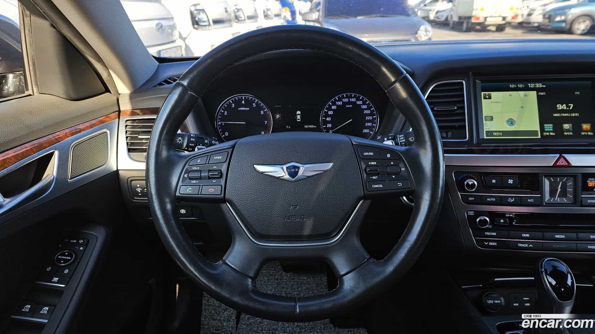 Genesis Hyundai 2016.0-OPTION-017