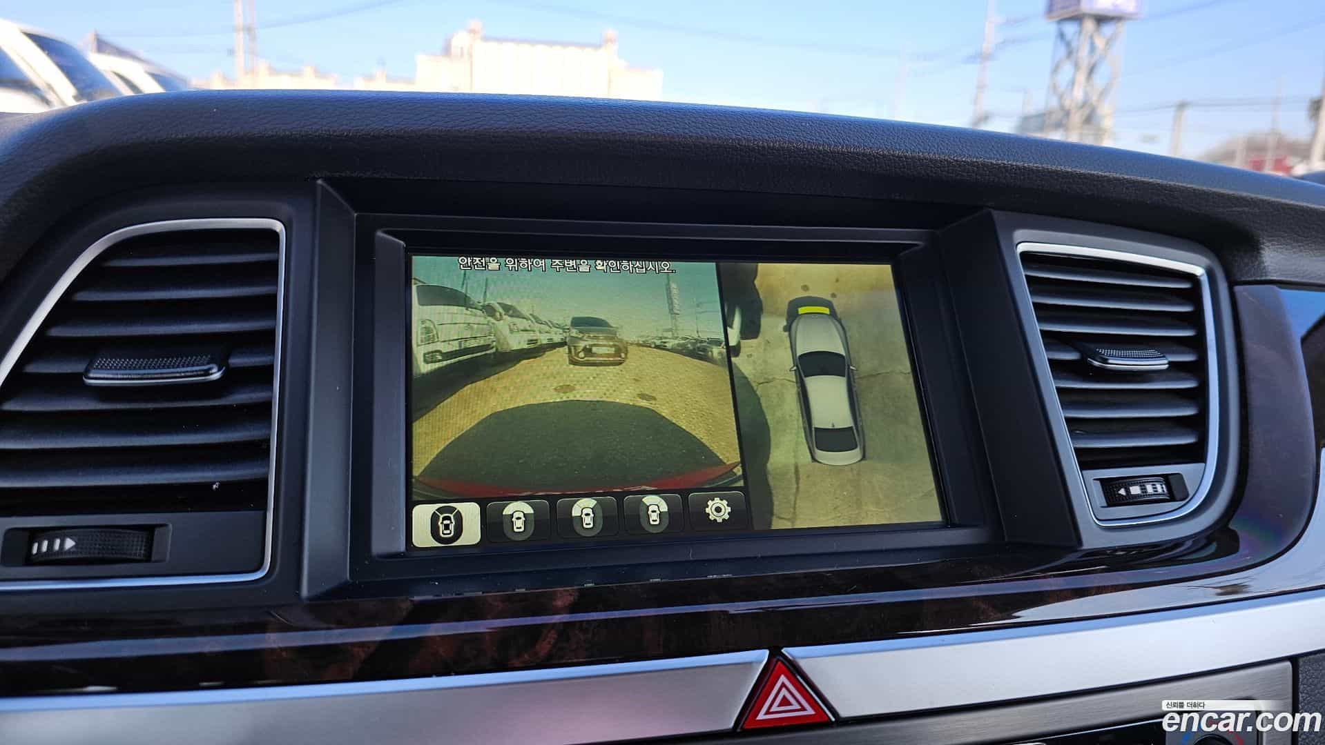 Genesis Hyundai 2016.0-OPTION-021