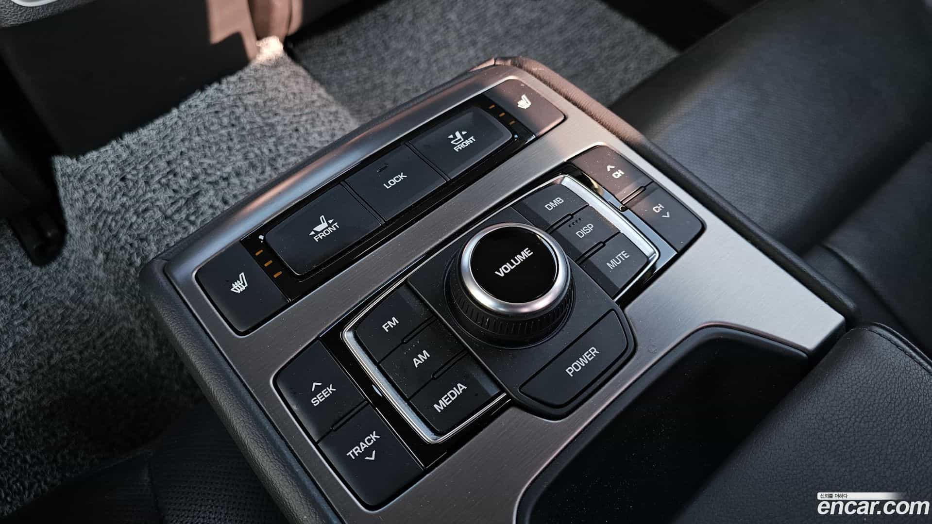 Genesis Hyundai 2016.0-OPTION-022