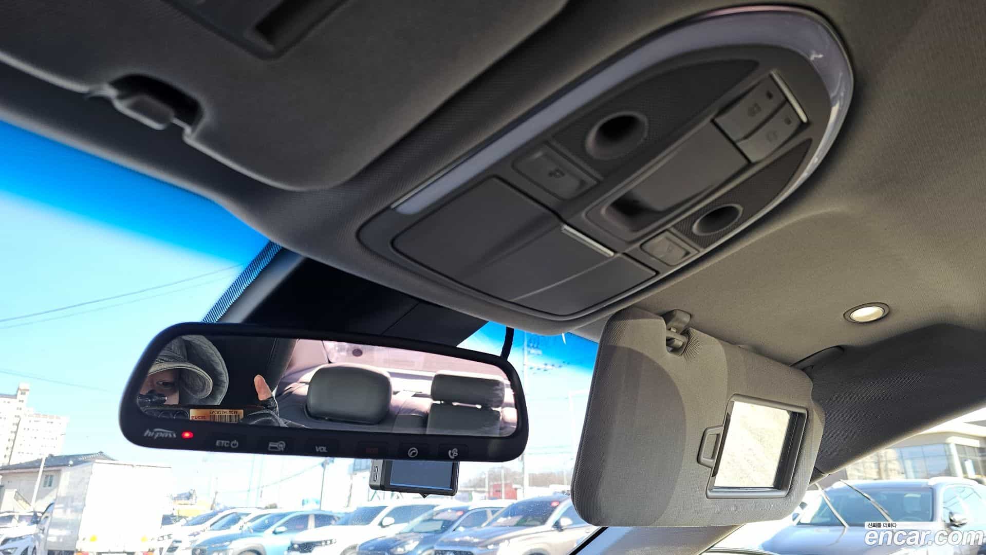 Genesis Hyundai 2016.0-OPTION-024
