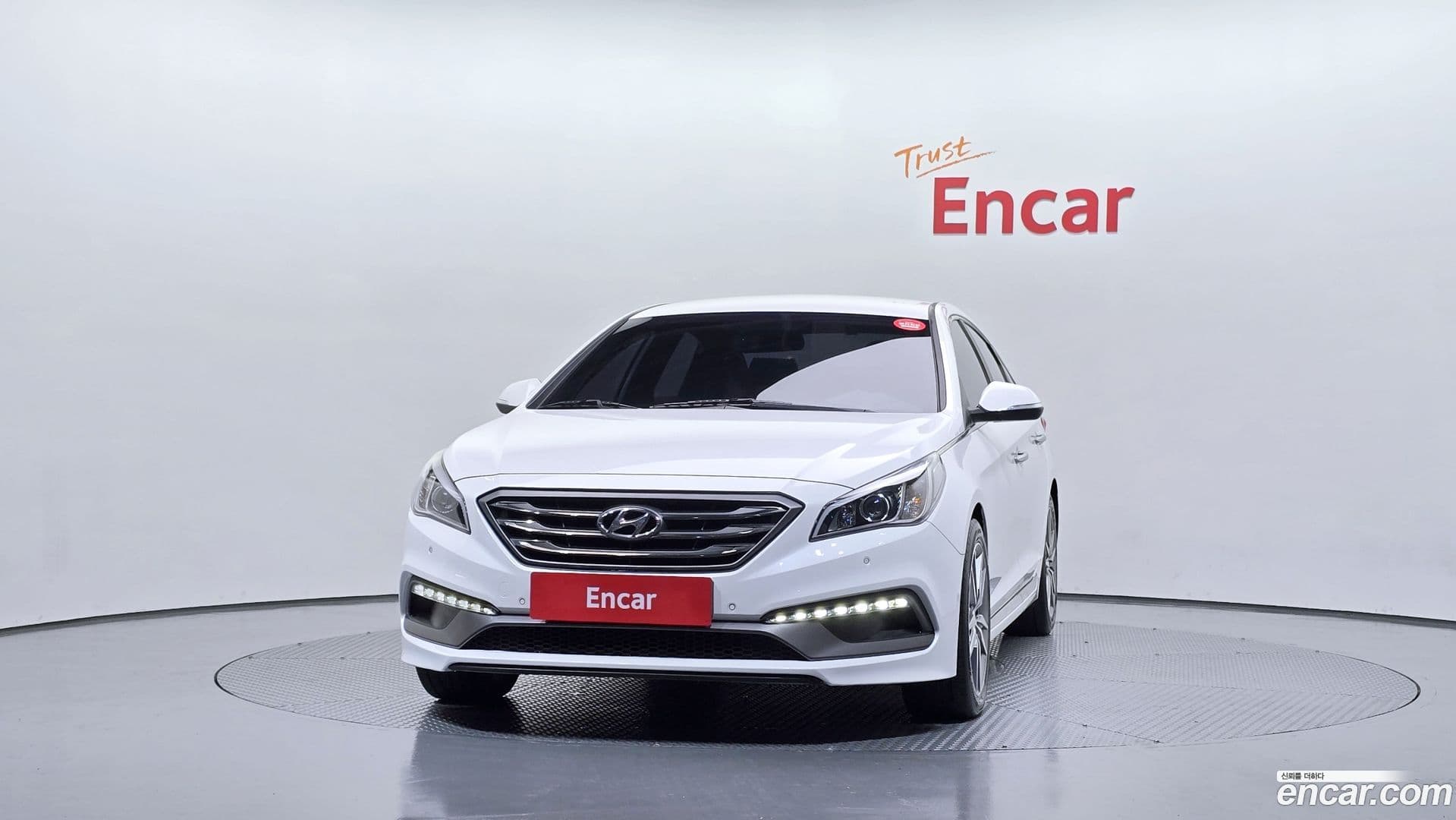 Main__Slider__Photo:Sonata Hyundai 2017.1-0