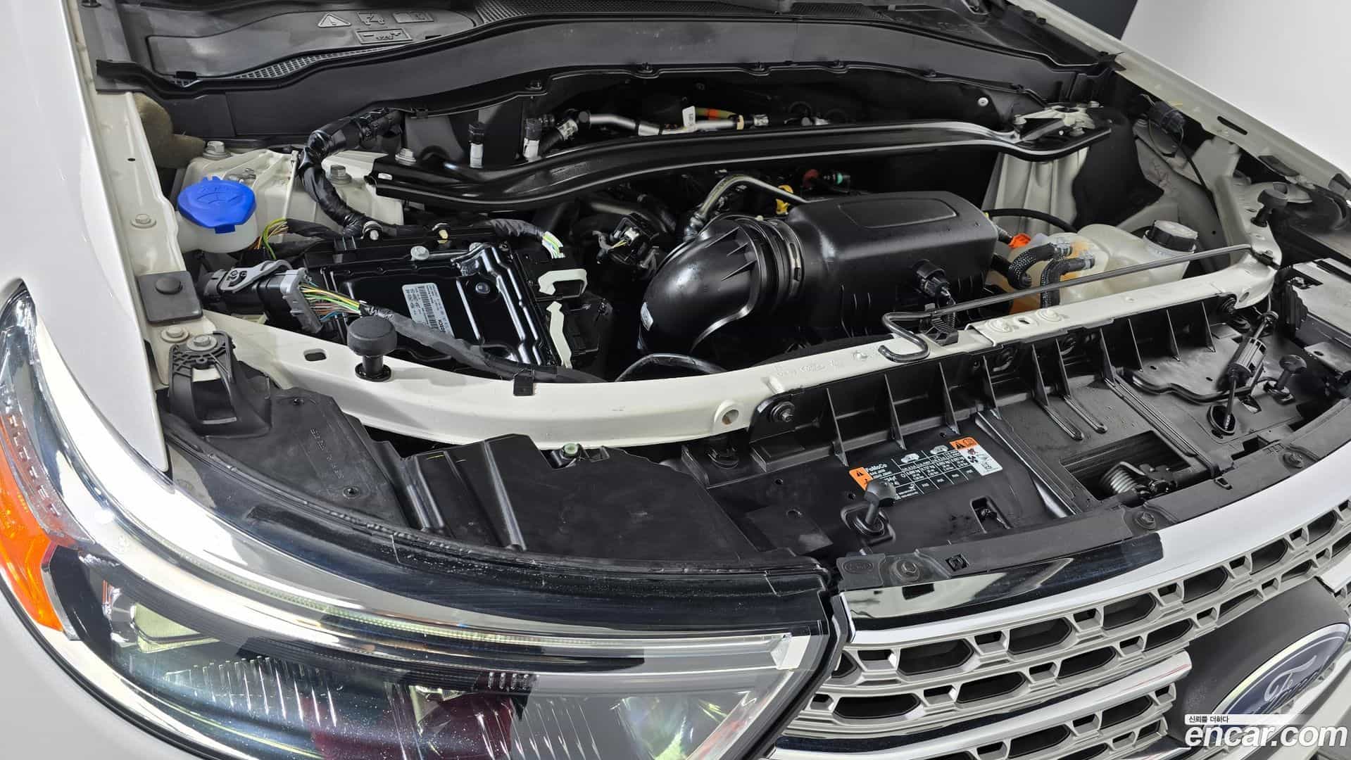 Explorer Ford 2022.11-INNER-006