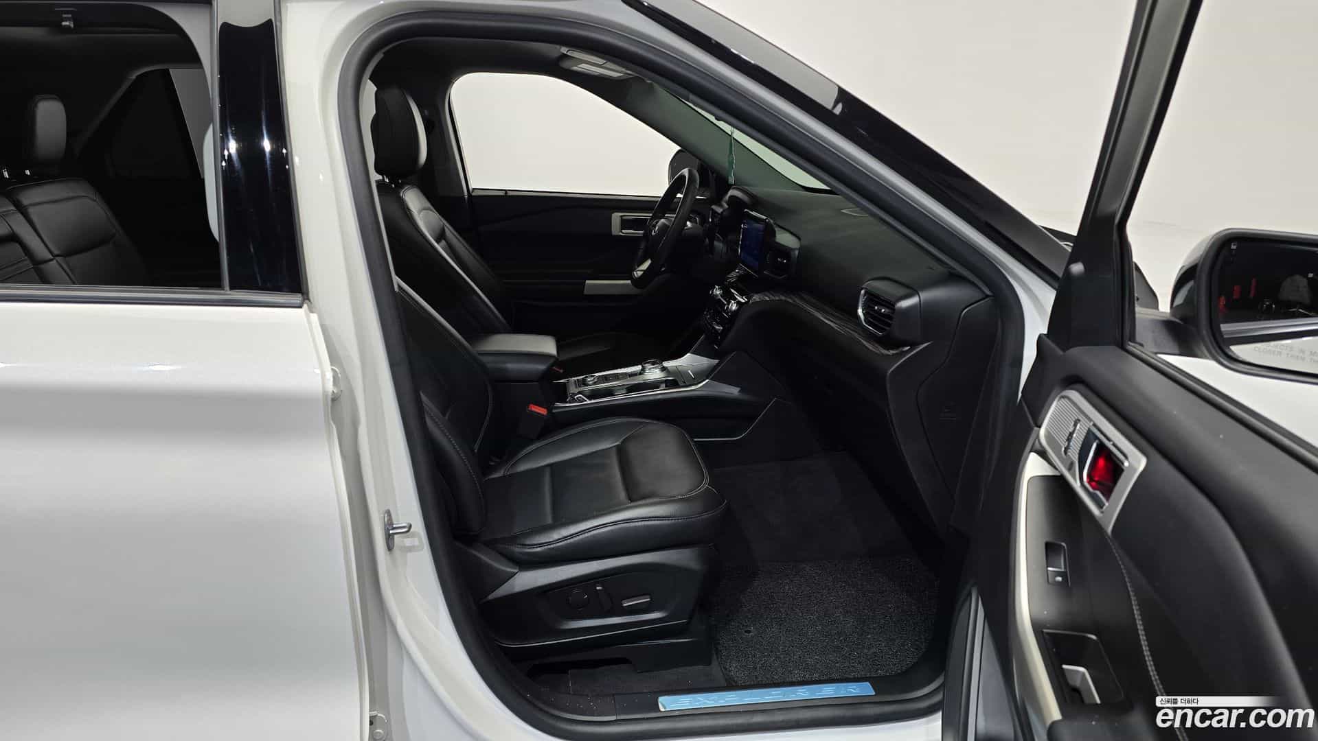 Explorer Ford 2022.11-OPTION-015