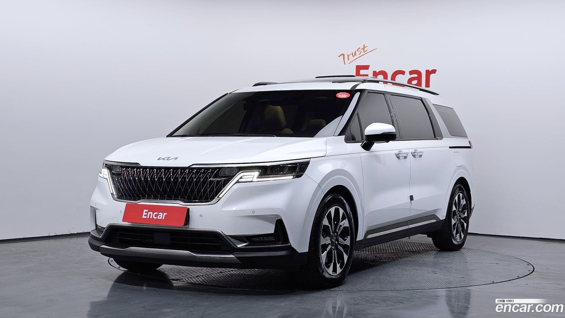 Main__Slider__Photo:Canival Kia 2022.0-0