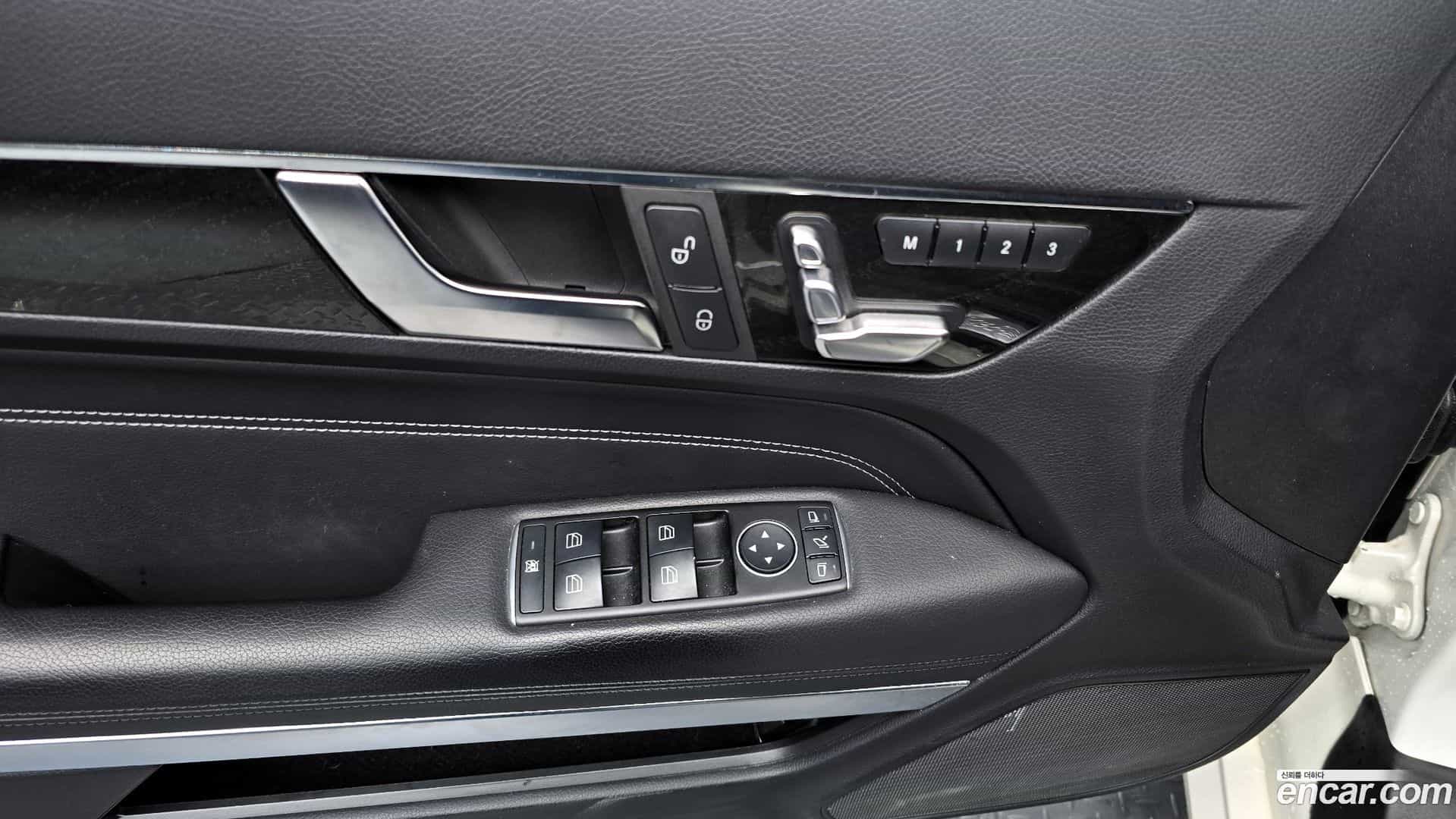 E-Class Mercedes-Benz 2016.6-OPTION-020