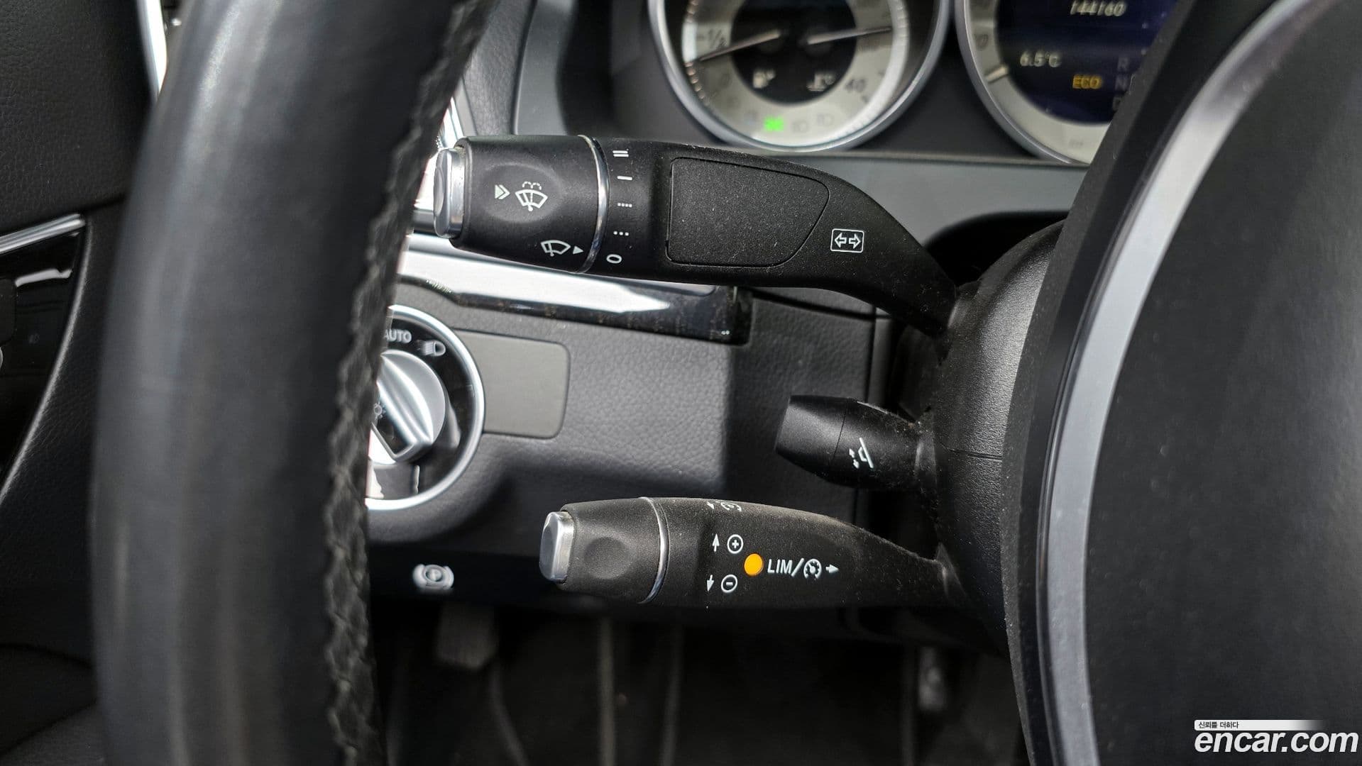 Main__Slider__Photo:E-Class Mercedes-Benz 2016.6-18