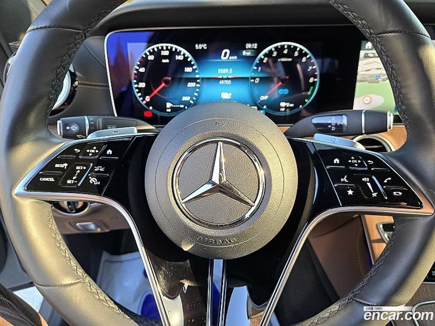 E-Class Mercedes-Benz 2022.11-OPTION-018