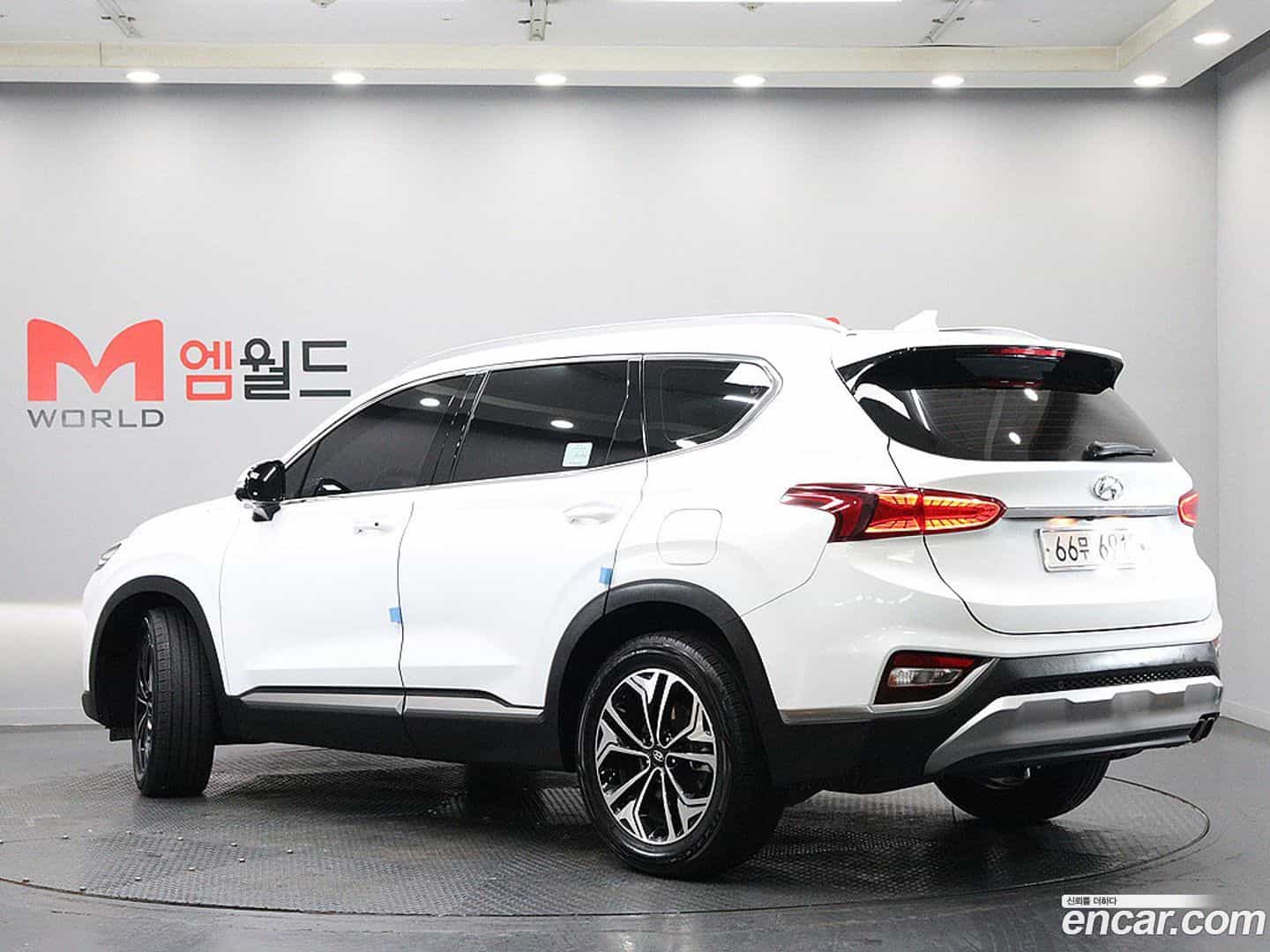 Santafe Hyundai 2018.8-OUTER-003