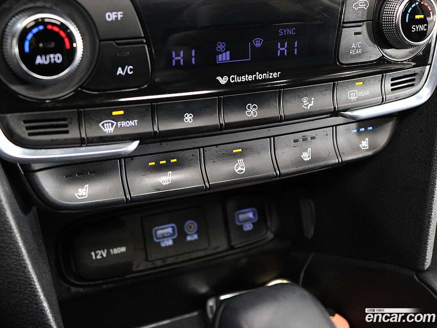 Santafe Hyundai 2018.8-INNER-009