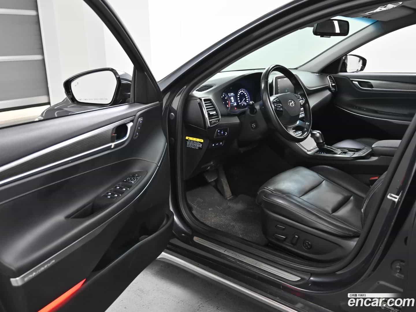 Grandeur Hyundai 2017.6-OPTION-015