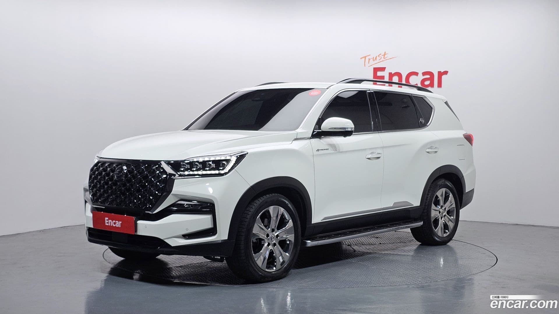 Main__Slider__Photo:Rexton KG Mobility 2023.2-0