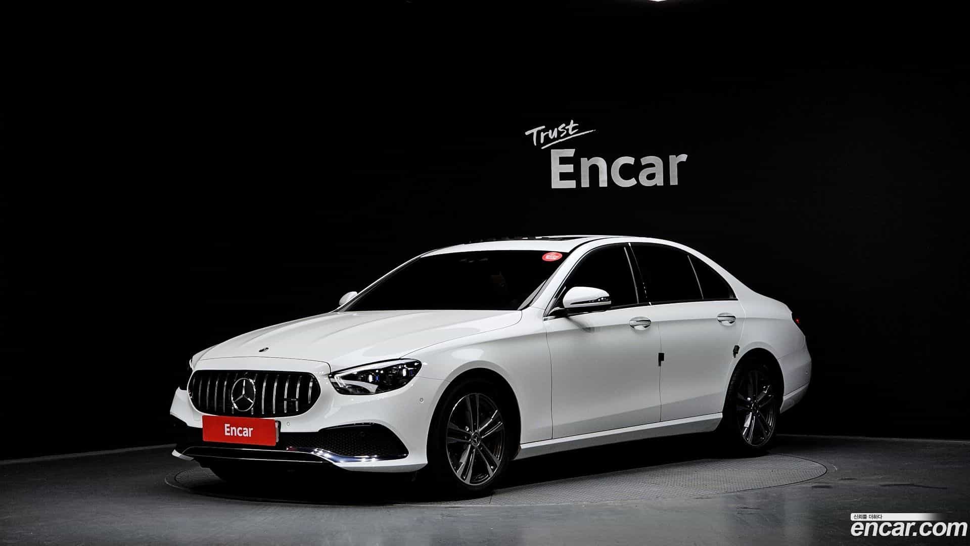 E-Class Mercedes-Benz 2022.3-OUTER-001