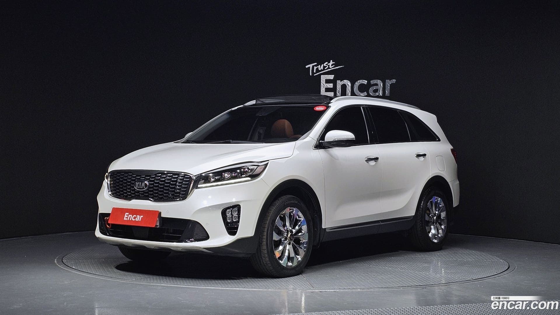Main__Slider__Photo:Sorento Kia 2018.6-0