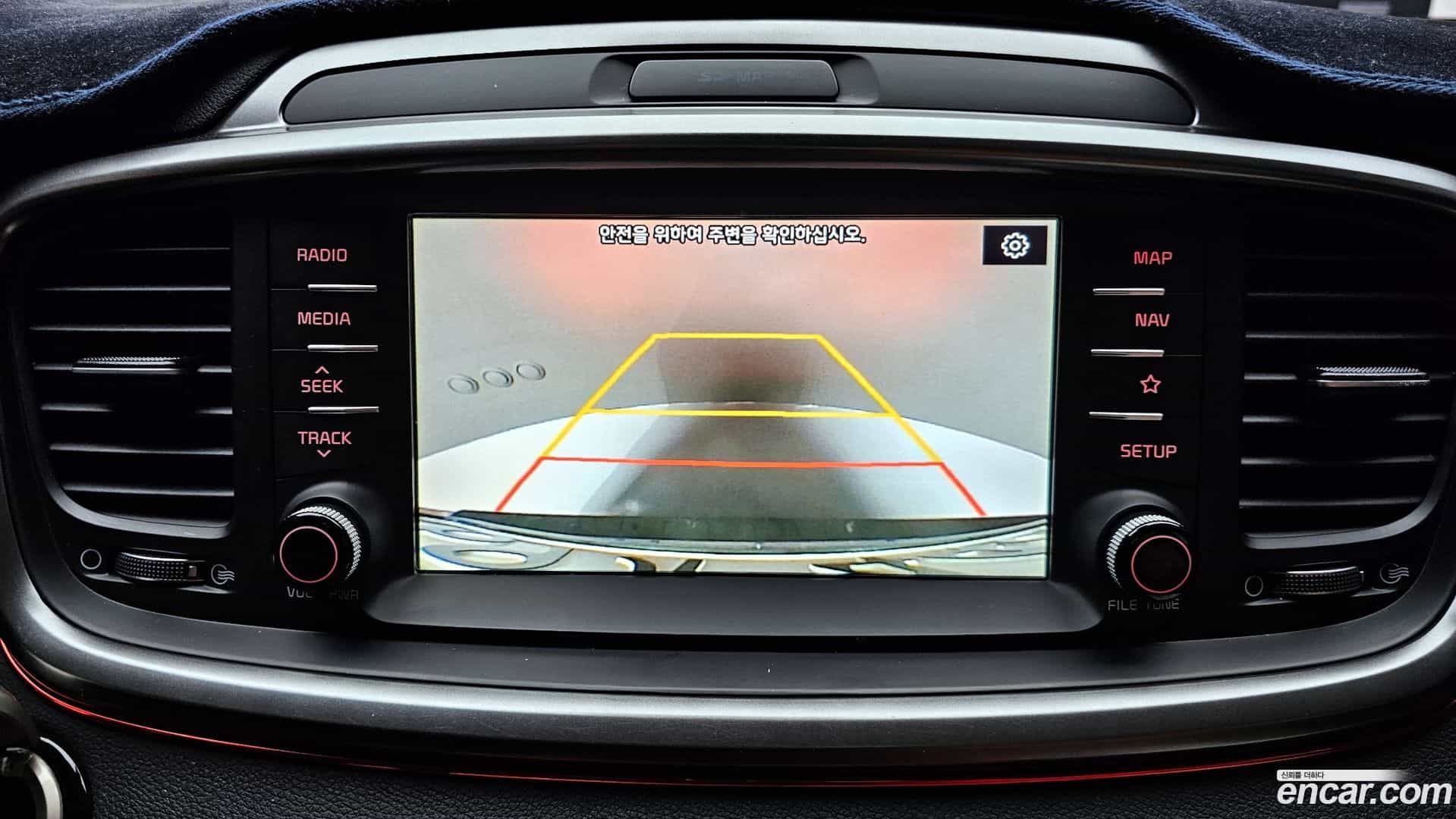 Sorento Kia 2018.6-OPTION-019