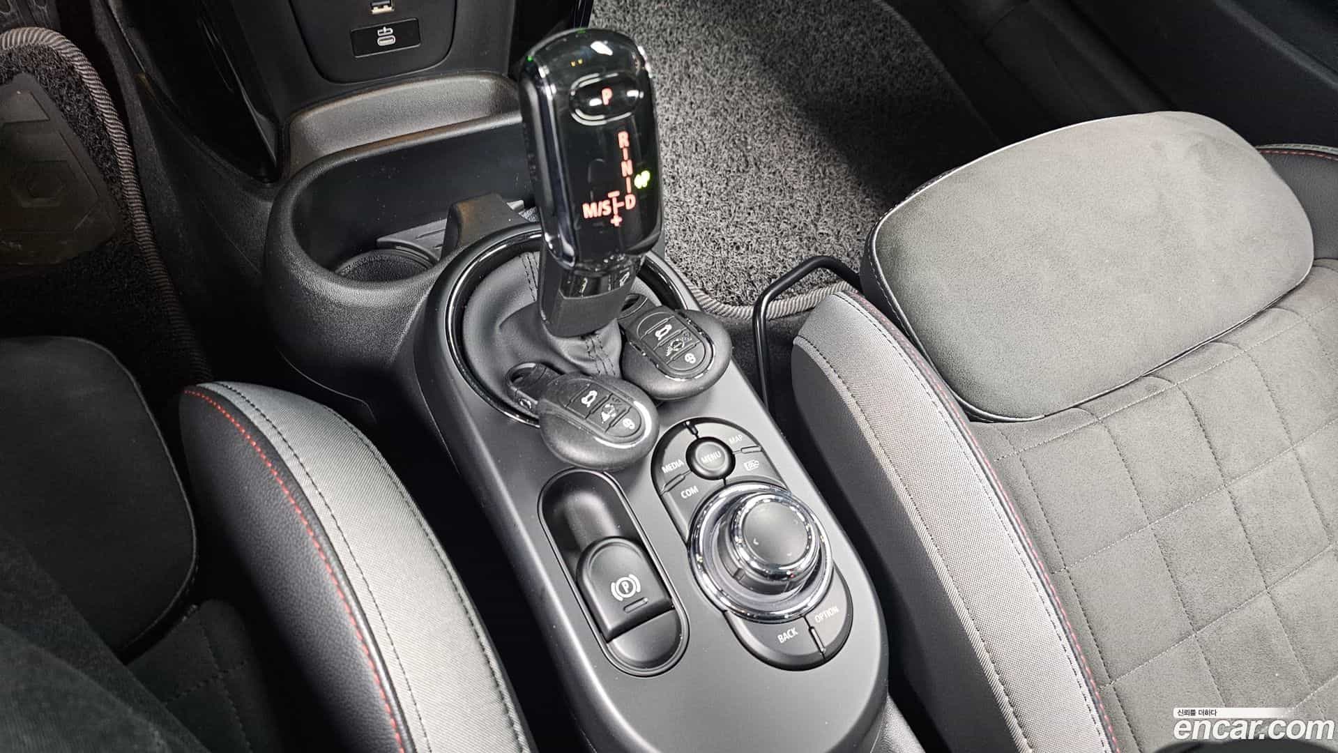 Cooper Mini 2023.1-INNER-009