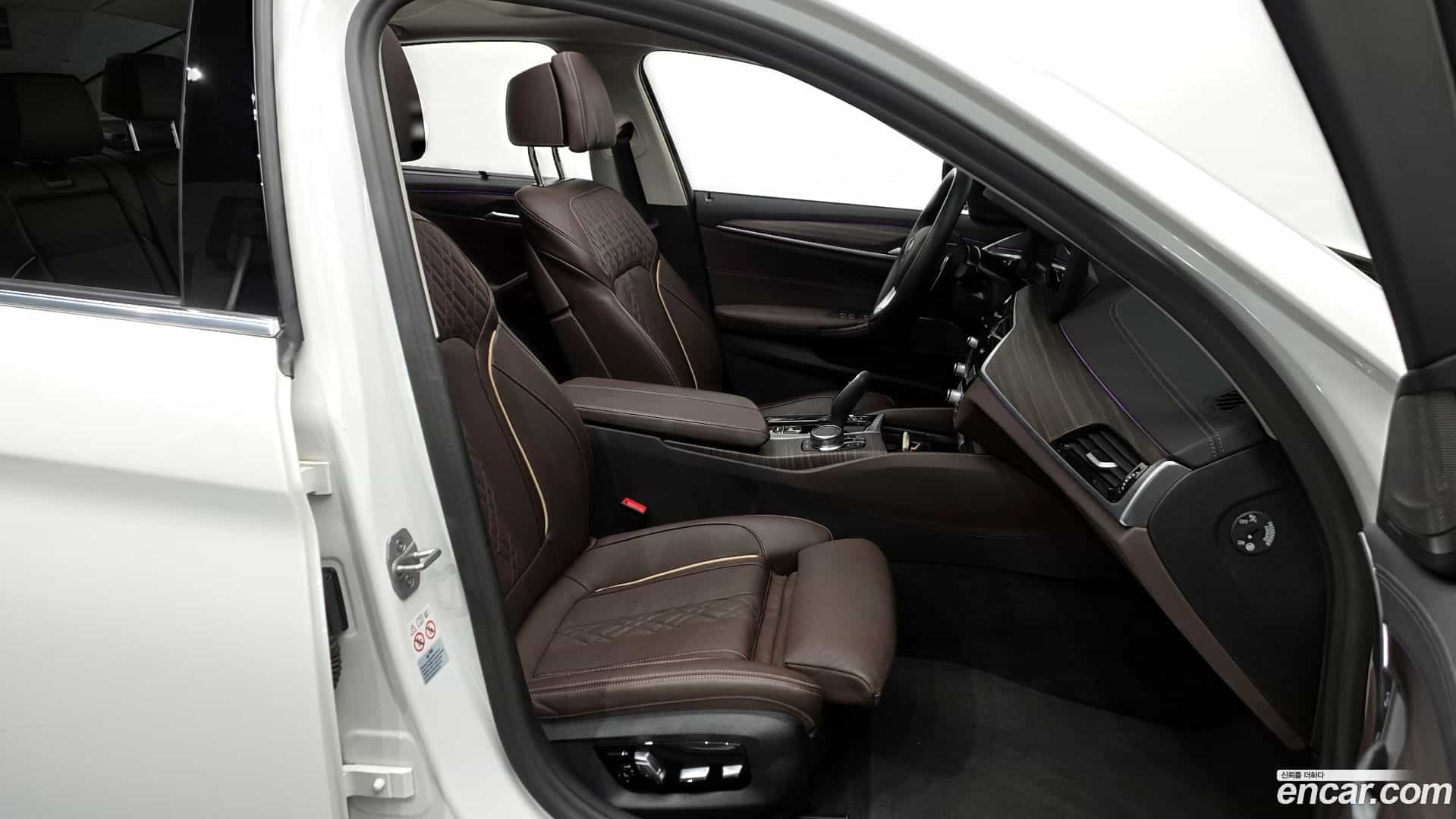 5-Series BMW 2022.8-OPTION-015
