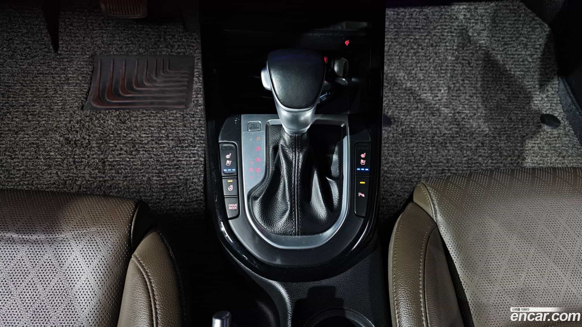K3 Kia 2021.0-INNER-009