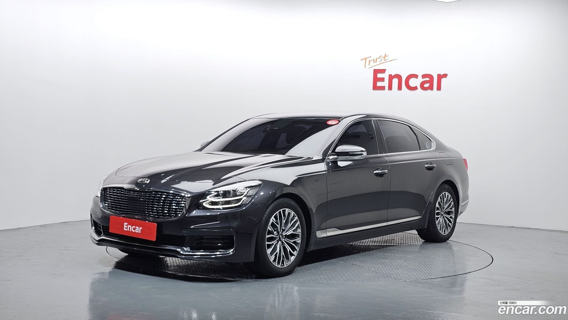 Main__Slider__Photo:K9 Kia 2019.10-0
