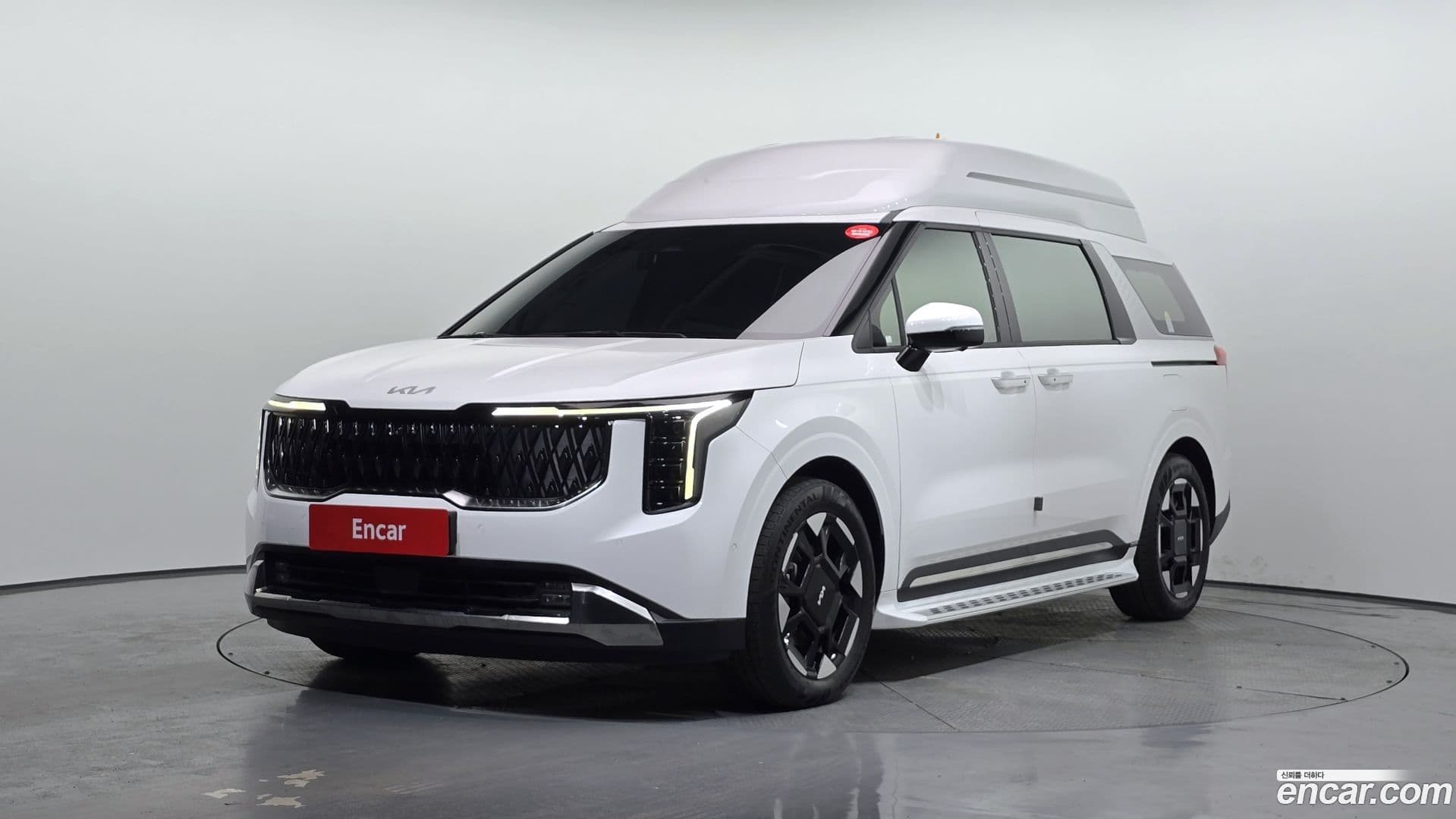 Main__Slider__Photo:Canival Kia 2024.2-0
