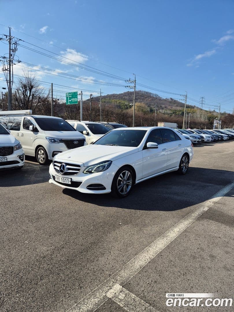 Main__Slider__Photo:E-Class Mercedes-Benz 2014.0-0