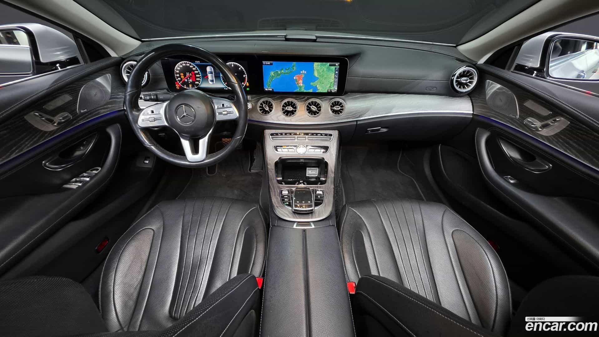 CLS-Class Mercedes-Benz 2019.11-INNER-007