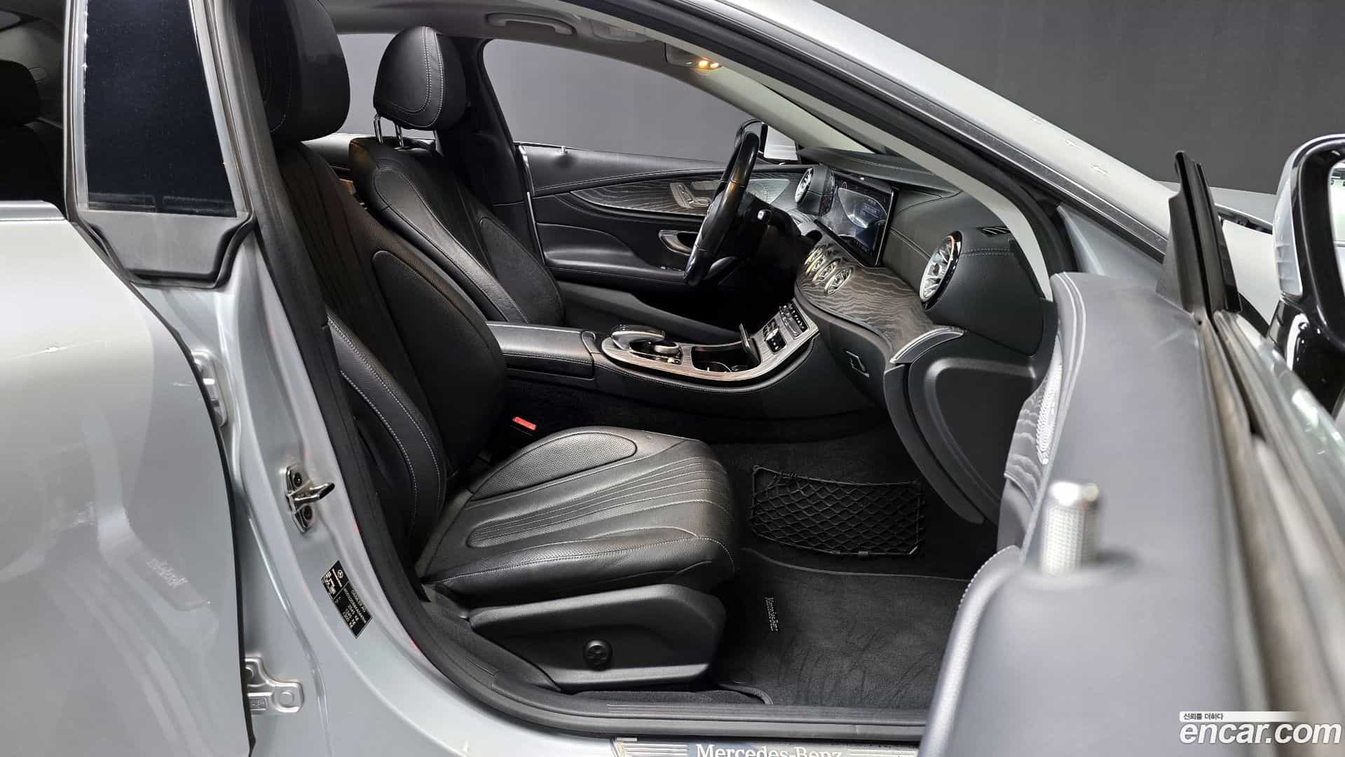 CLS-Class Mercedes-Benz 2019.11-OPTION-015