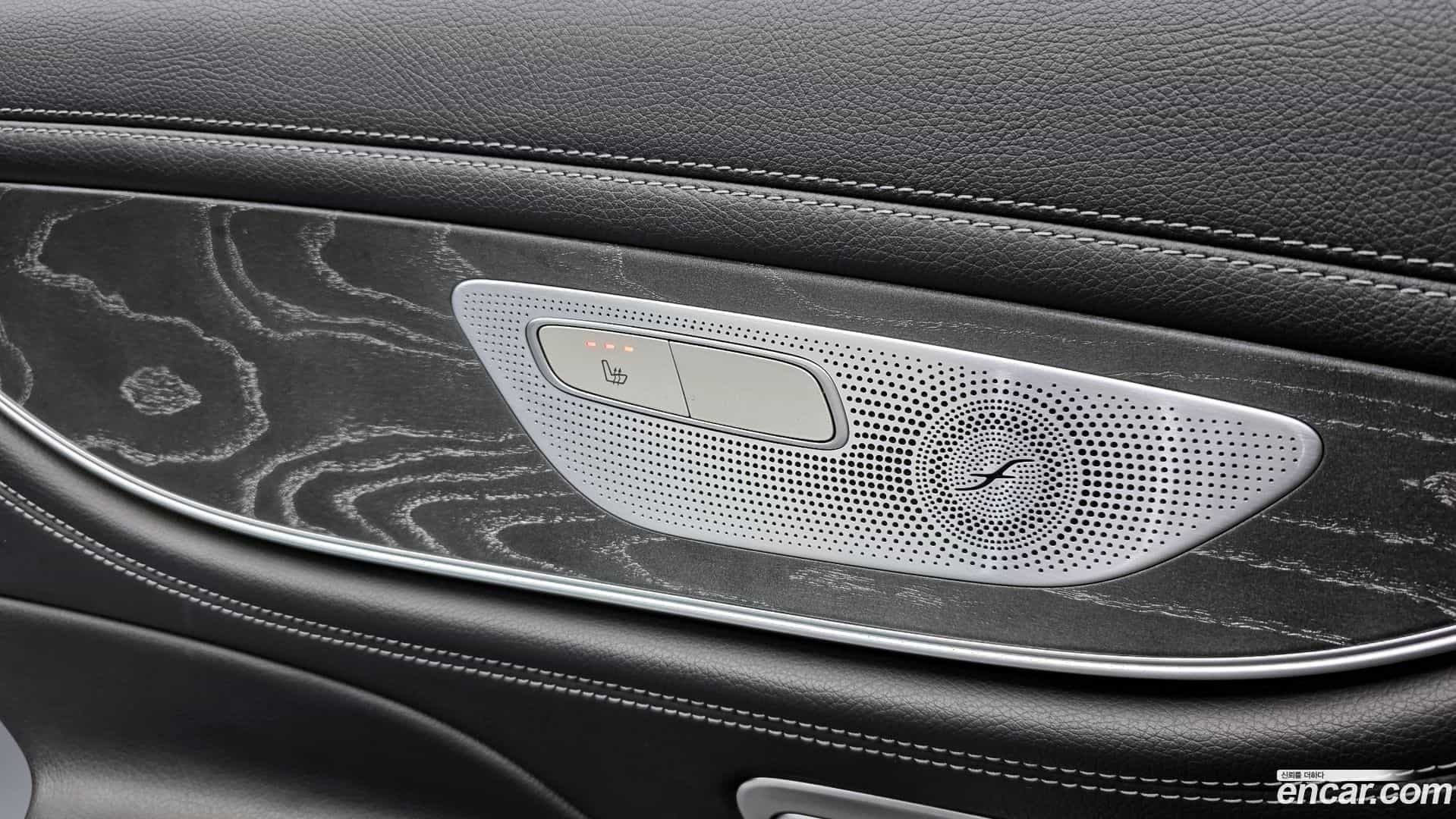 CLS-Class Mercedes-Benz 2019.11-OPTION-023