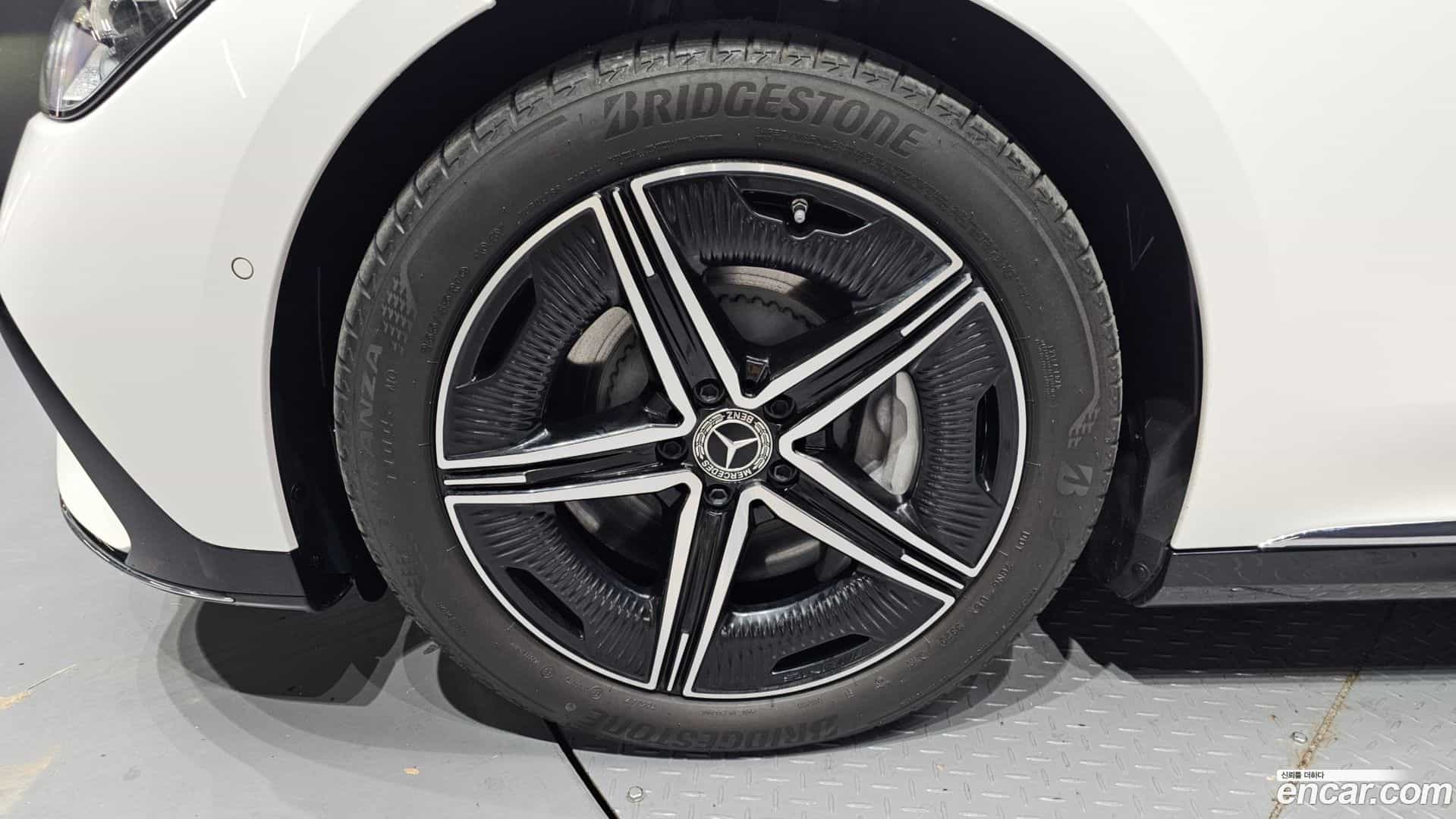 EQE Mercedes-Benz 2024.9-OUTER-005