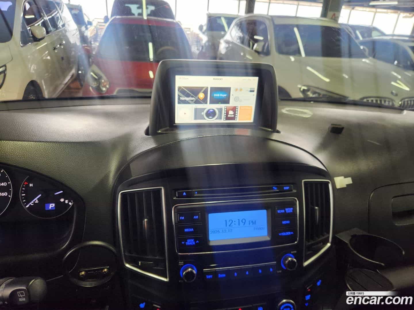 Starex Hyundai 2018.0-INNER-010