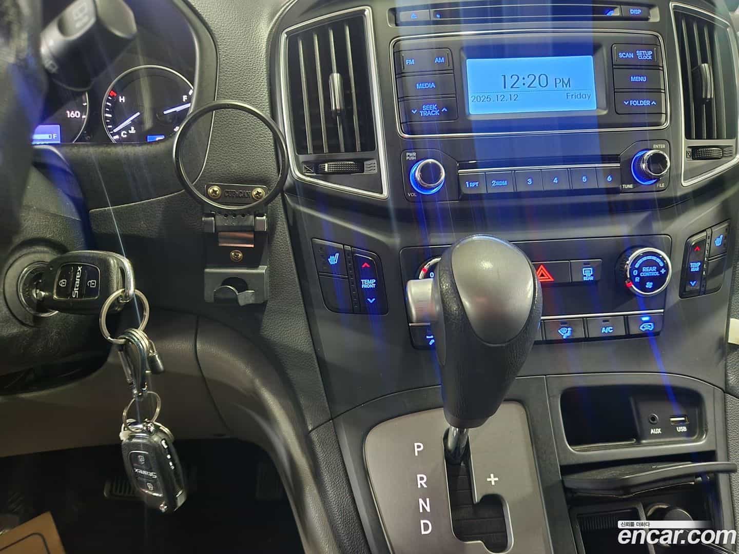 Starex Hyundai 2018.0-OPTION-019