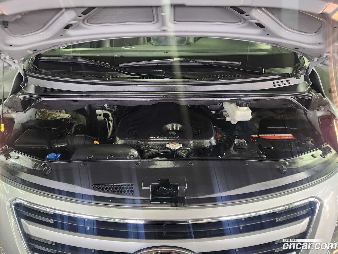 Starex Hyundai 2018.0-OPTION-024