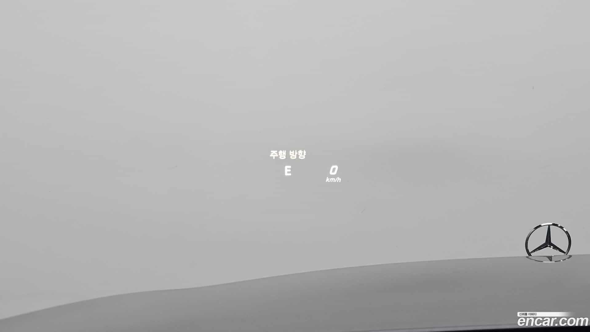 C-Class Mercedes-Benz 2018.3-OPTION-022