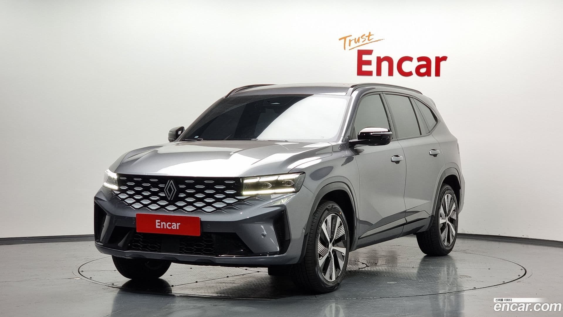 Main__Slider__Photo:Grand Koleos Renault Korea 2025.5-0