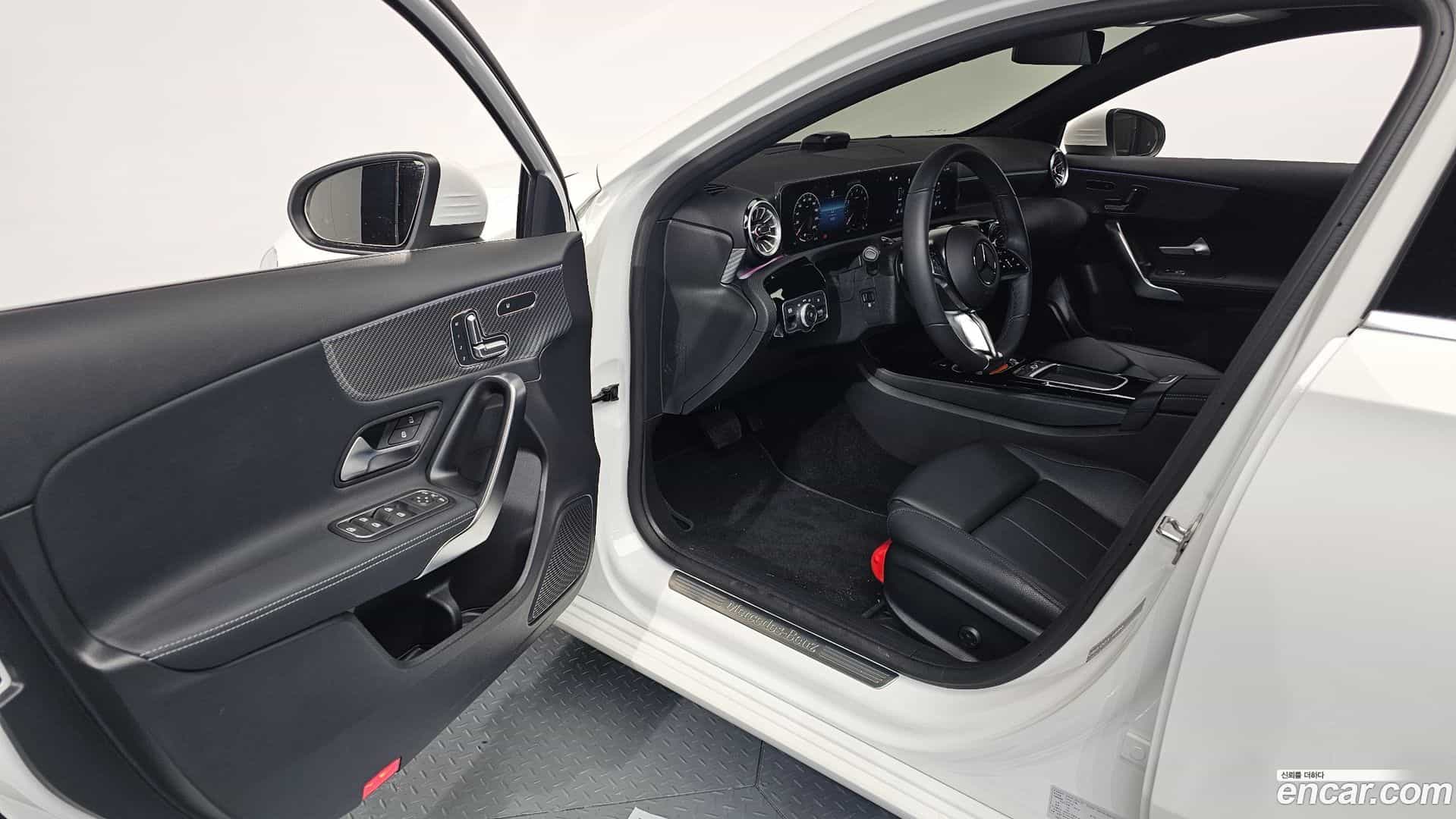 A-Class Mercedes-Benz 2025.7-INNER-010
