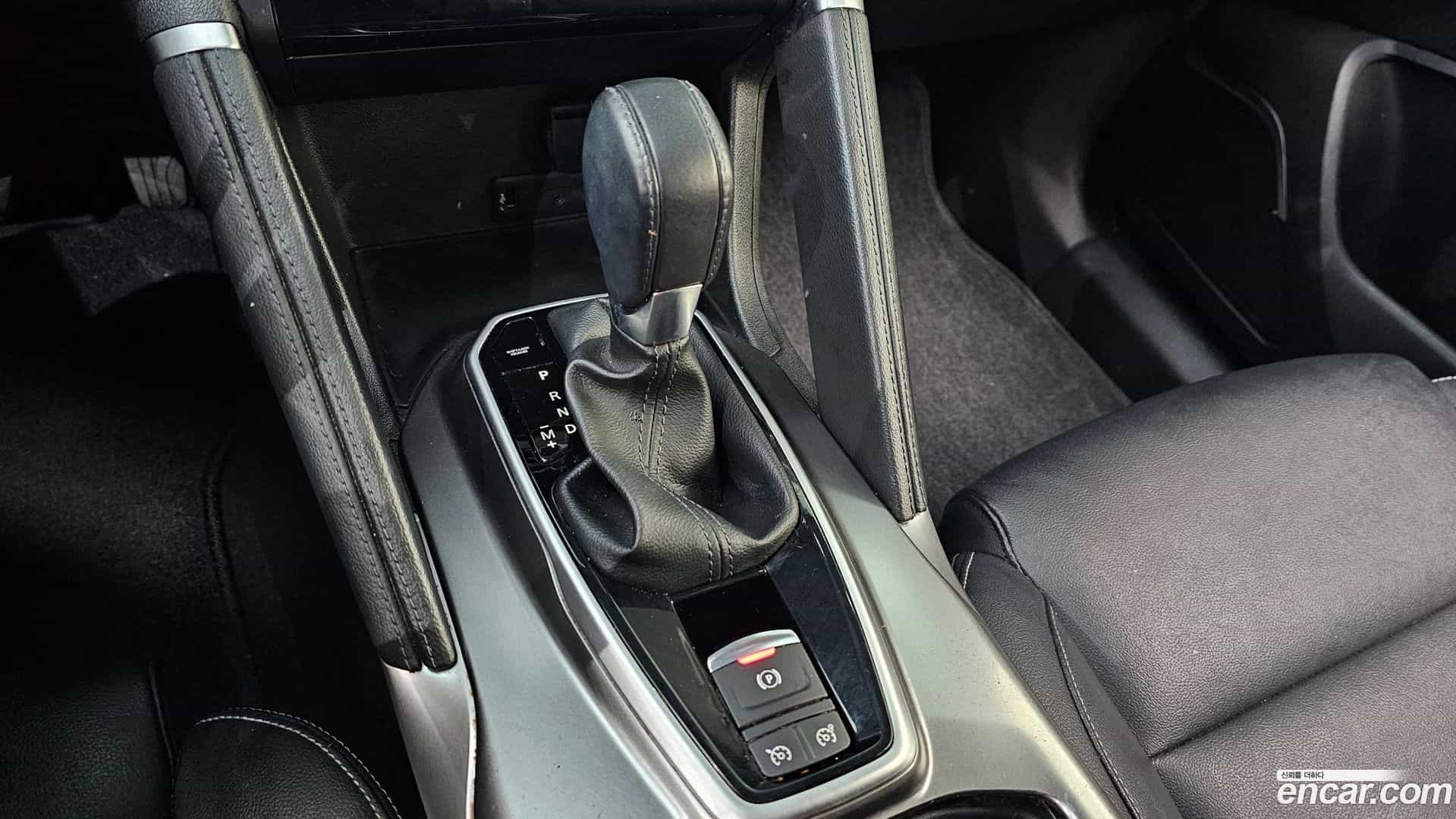 QM6 Renault Korea 2022.0-INNER-009