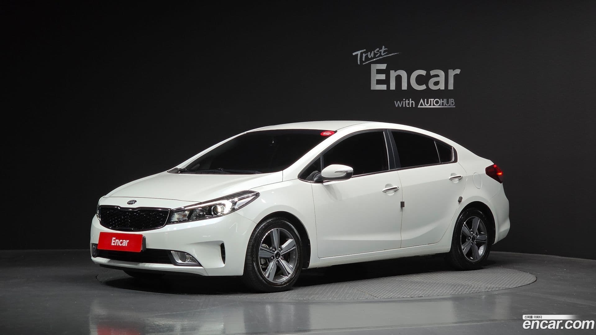 Main__Slider__Photo:K3 Kia 2018.1-0