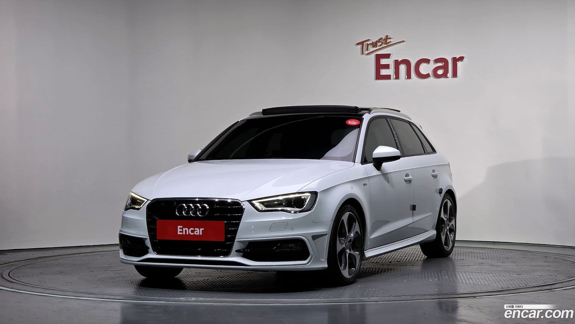 Main__Slider__Photo:A3 Audi 2015.11-0